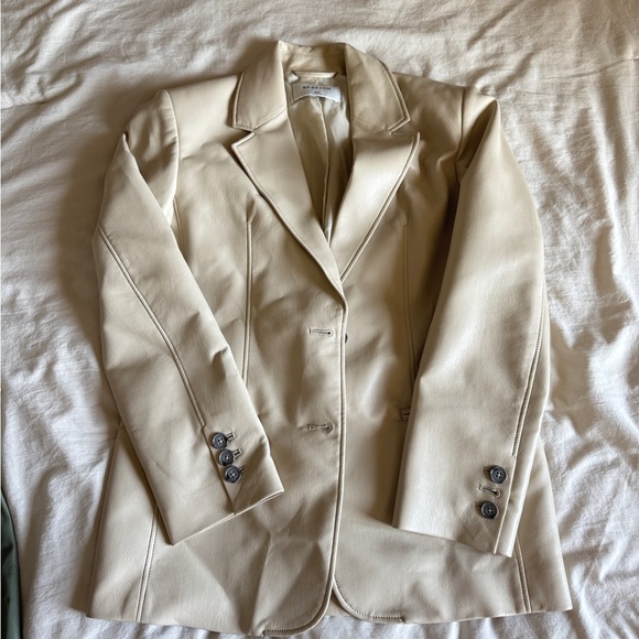 Babaton Smith Vegan Leather Blazer - Picture 2 of 2